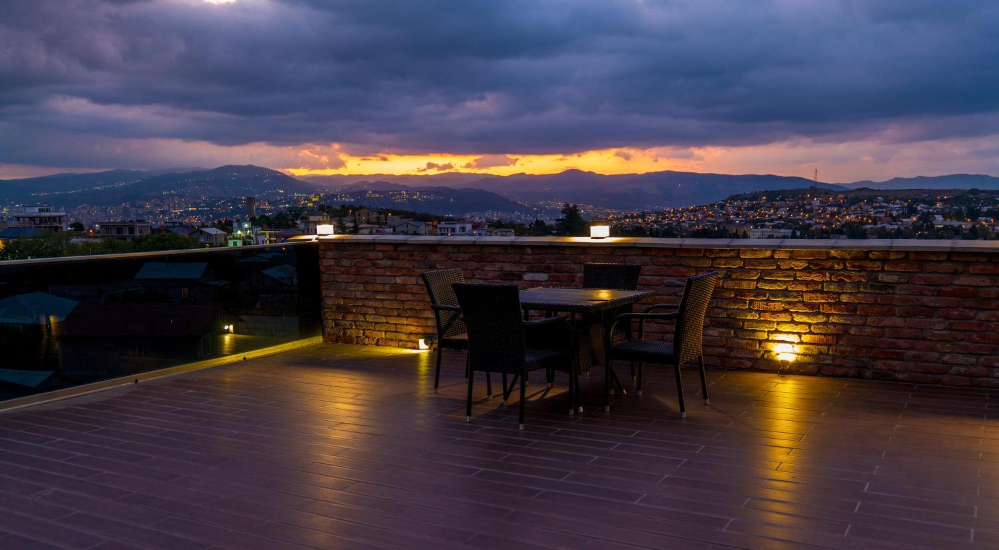 Jazz Hotel Tiflis Dış mekan fotoğraf